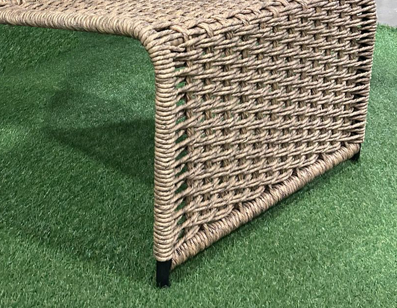 SANTO LOUNGE BANQUITO